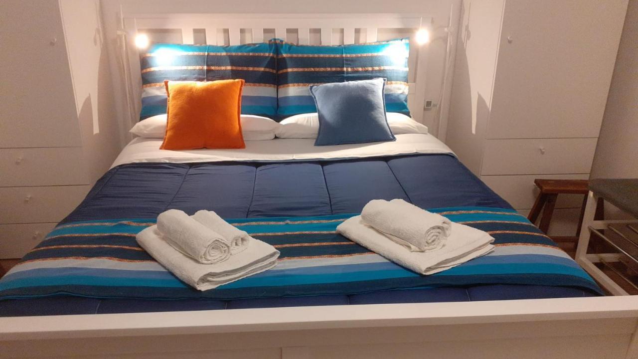 New Little House Hotel Наполи Екстериор снимка
